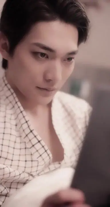 《明总，夫人她只是把你当替身》：霸总追妻火葬场？错爱替身的虐恋情深！